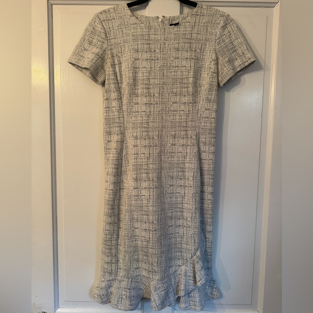 Ann Taylor Textured Gray Midi Dress with Ruffle Bottom